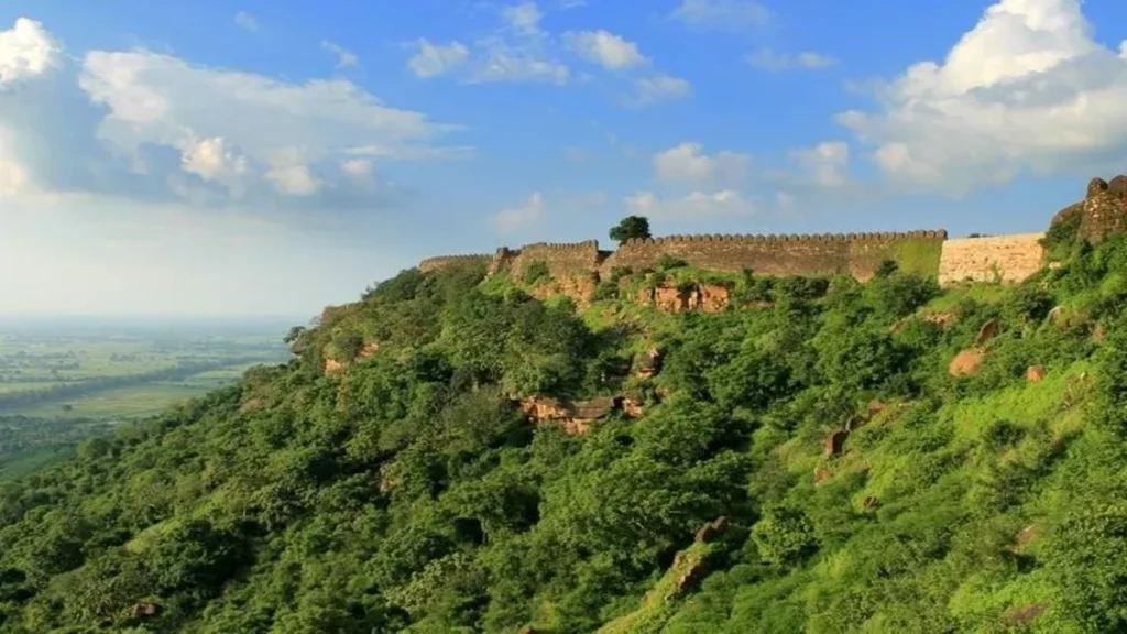 kalinjar fort Kalinjar Fort