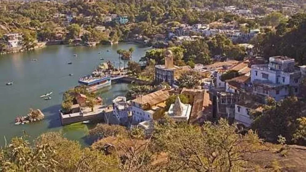 achalgarh fort Achalgarh Fort
